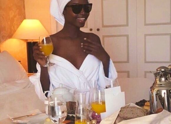 Black women in a hotel